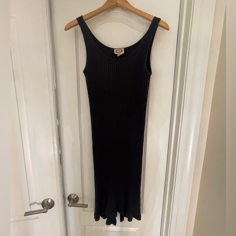 Two Banana Republic Thick Ribbed Dresses - Picture 5 of 8